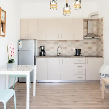 Leivadaros 2 Tatil Evi *